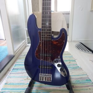 Fender Standard Jazz Bass (Mexico), 1998 (5-snarig)